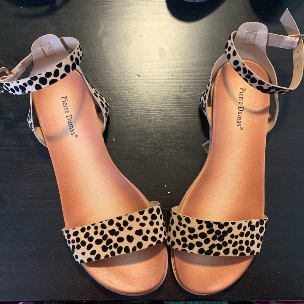 Chic soul leopard sandals